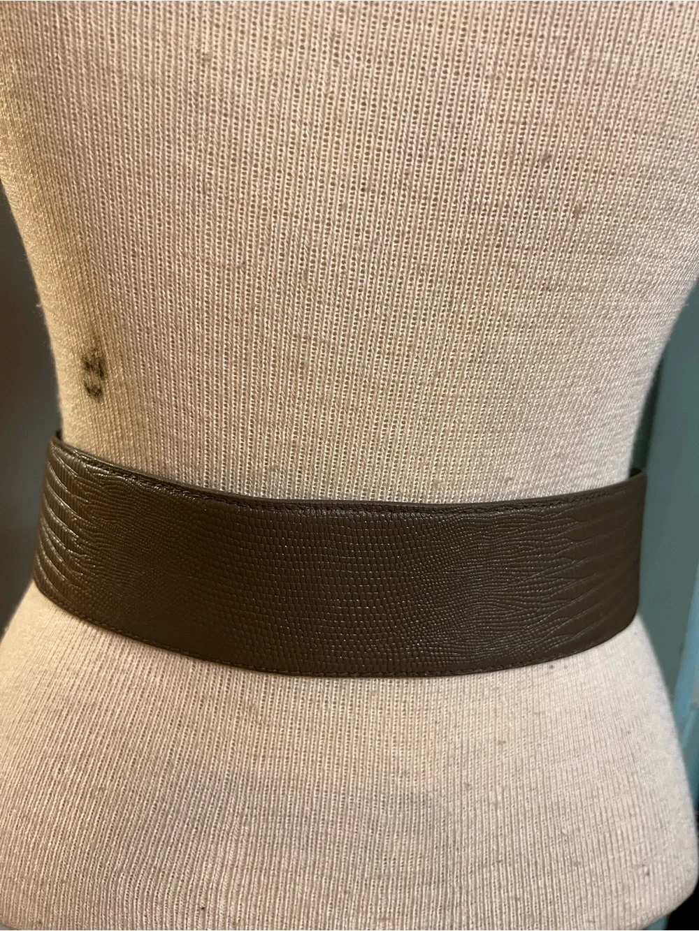 VTG Y2K Paul Harris Olive Lizard Embossed Belt Size M/L 2 In. Wide EUC